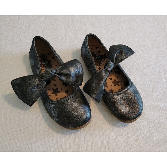 Livie & Luca Other - Girl's Livie and Luca Mary Jane's Shimmer Black Flats Bow Dressy Casual Size 13